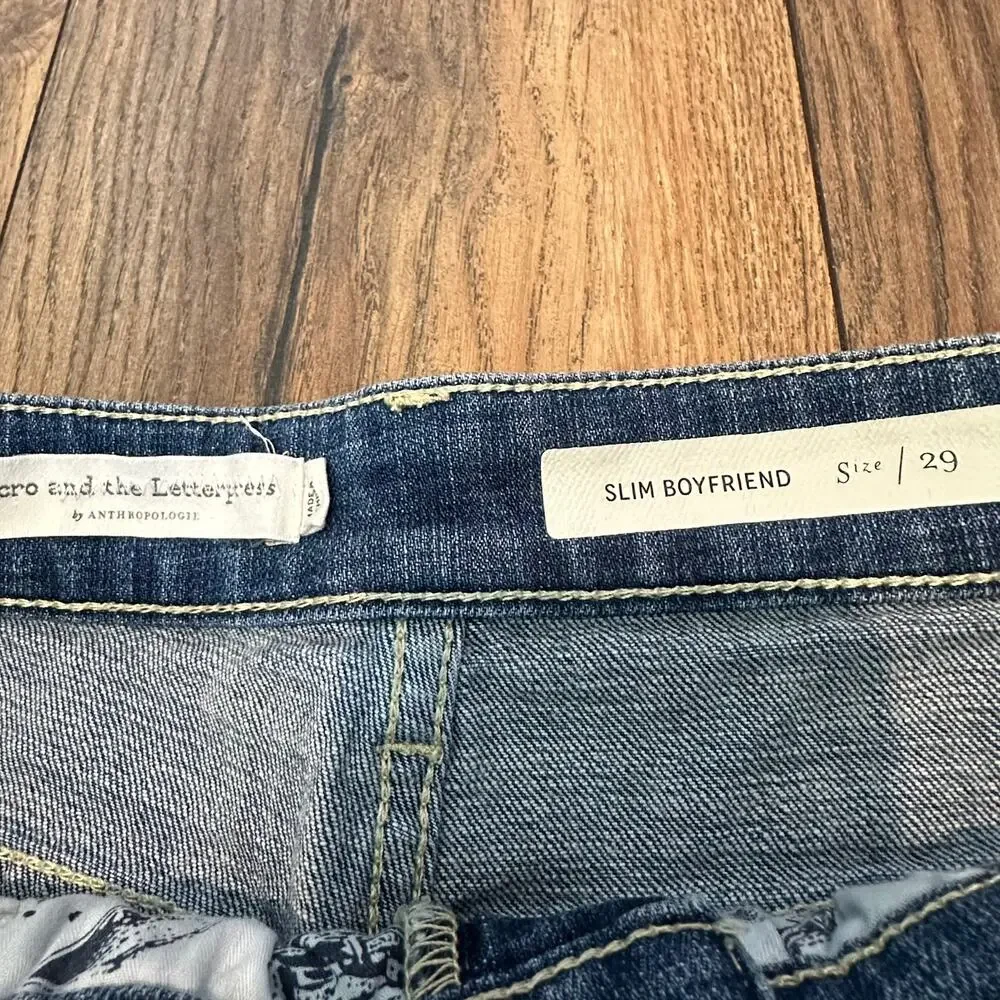 PILCRO Anthropologie slim boyfriend denim shorts cuff raw‎ hem midrise Womans 29